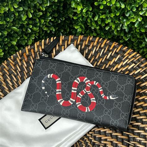 gucci snake griptape|GUCCI GG Supreme Monogram Kingsnake Zip Around Wallet.